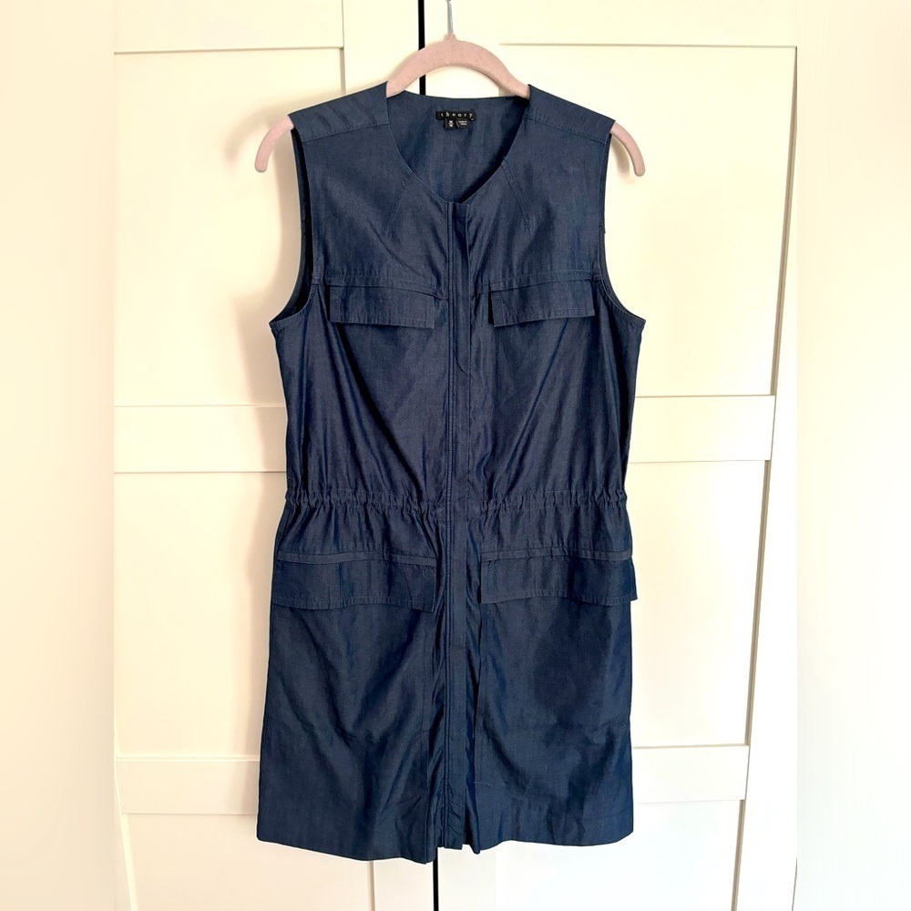 Theory Denim dress, full front zip, front pockets size medium style Praia